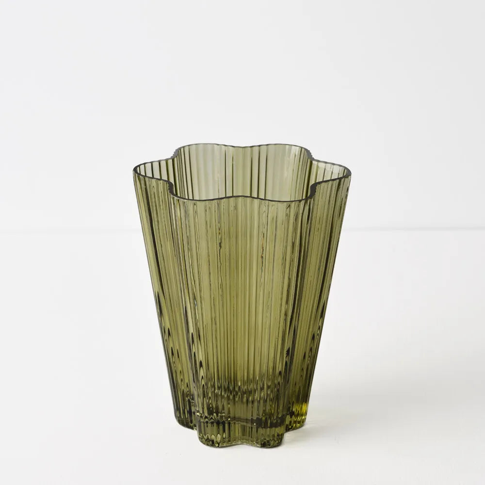 Vase Ripple Ruffle Olive
