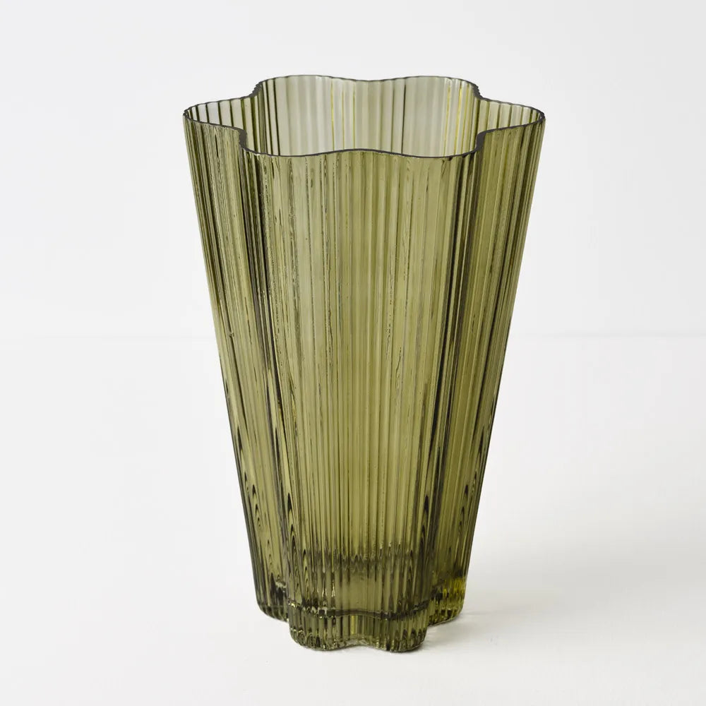 Vase Ripple Ruffle Olive