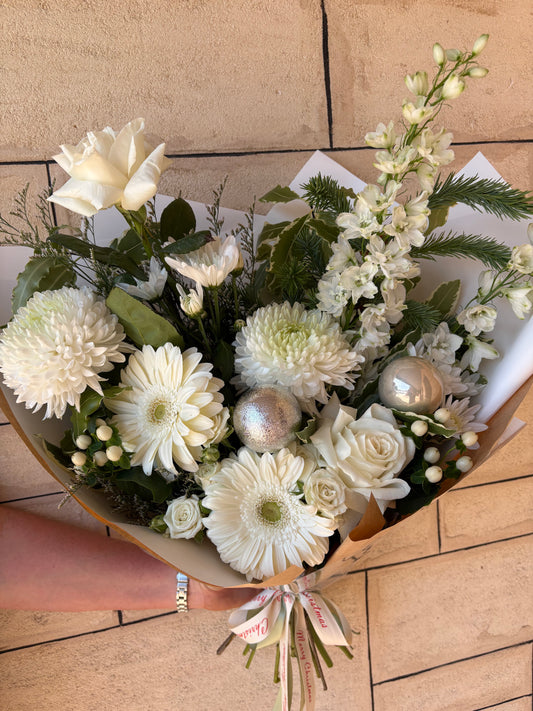 White Christmas Bouquet