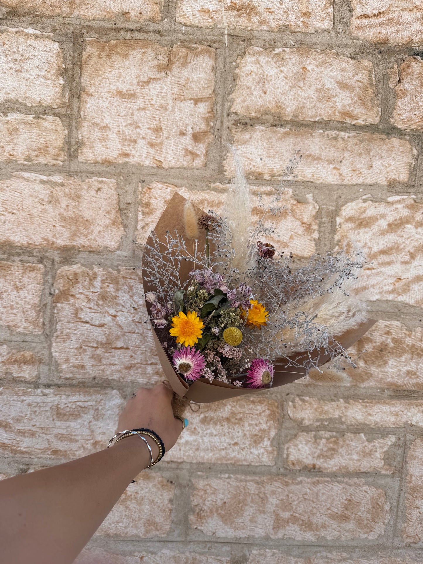Dried Flower Florist choice Bunches - mixed